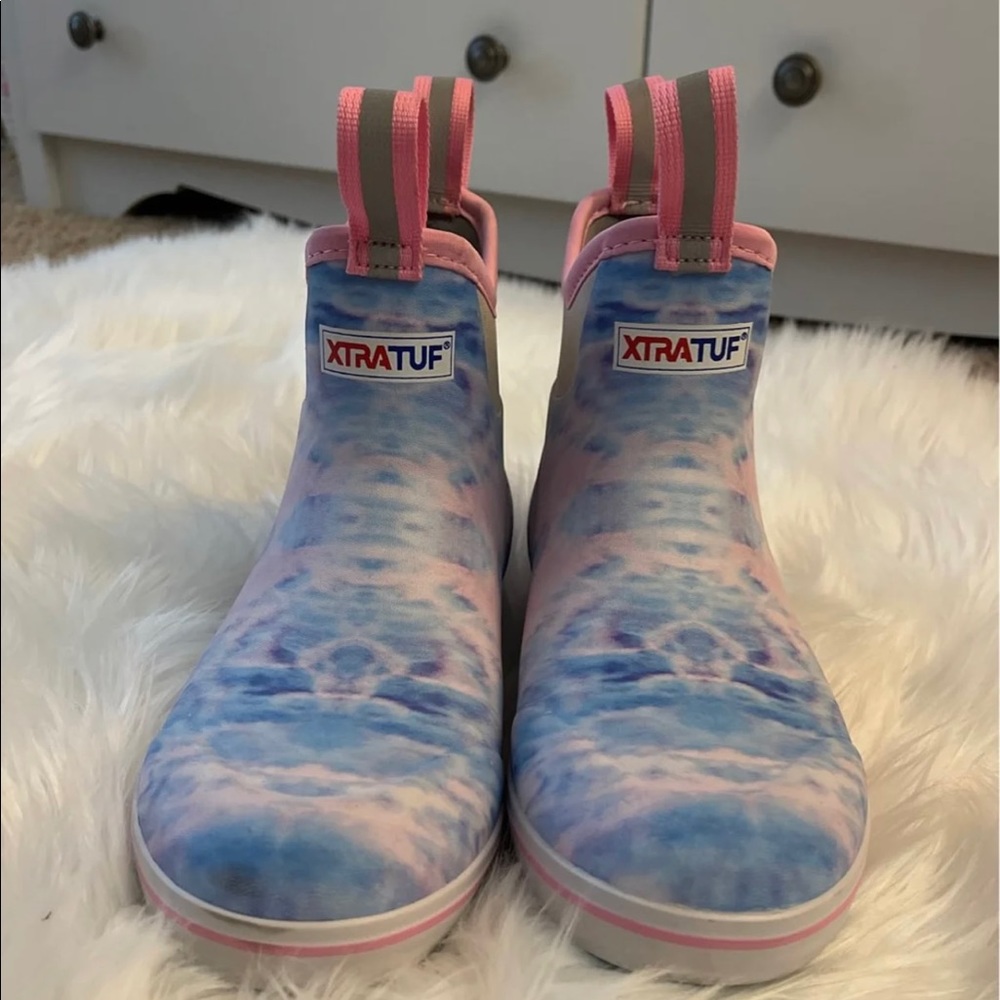 NWOT Xtratufs